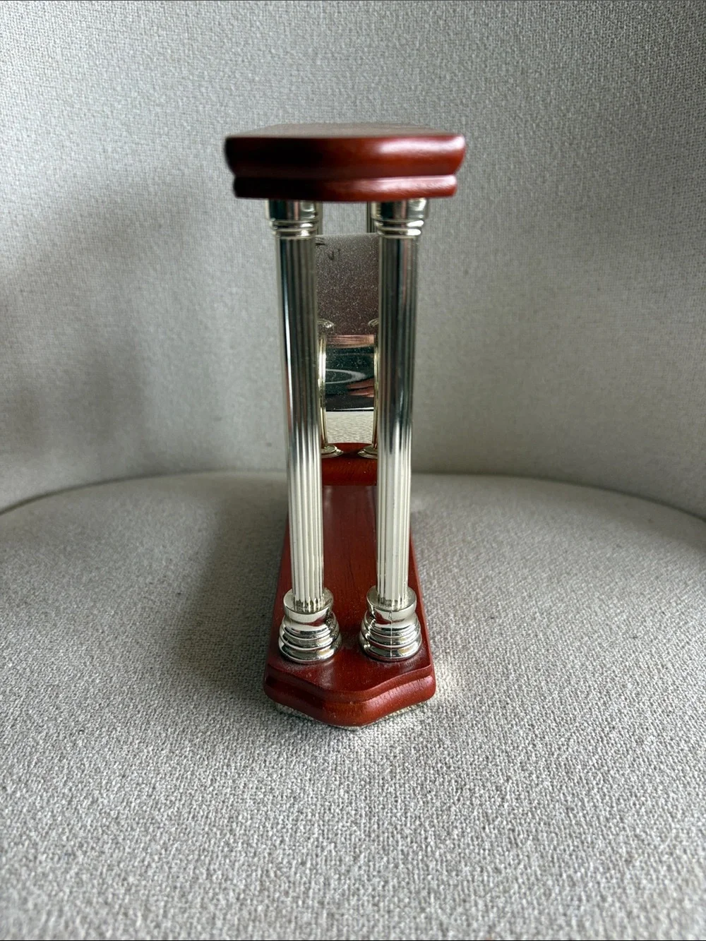 VTG desk clock